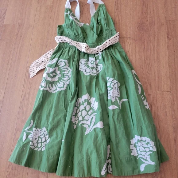 green emerald velvet dress The Savannah Maxi Dress- Green